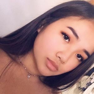 Meet your Posher, Kha